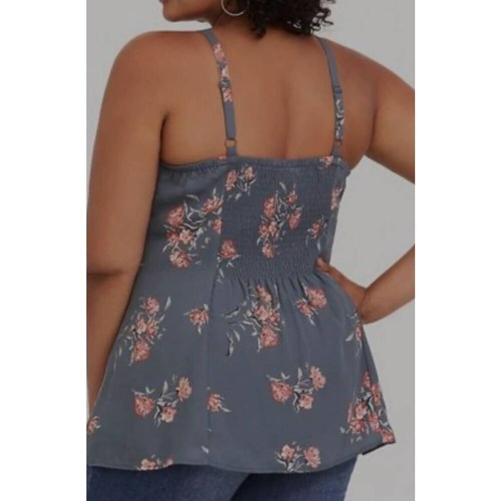Torrid Georgette Button-Front Cami Grey Floral Size 2X (R) - Picture 2 of 9